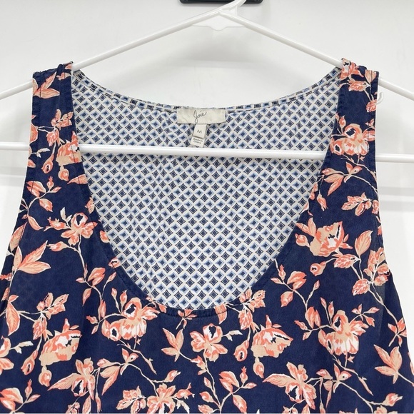 JOIE Floral Sleeveless Pure Silk Top Navy Blue Peach Medium - Picture 7 of 7